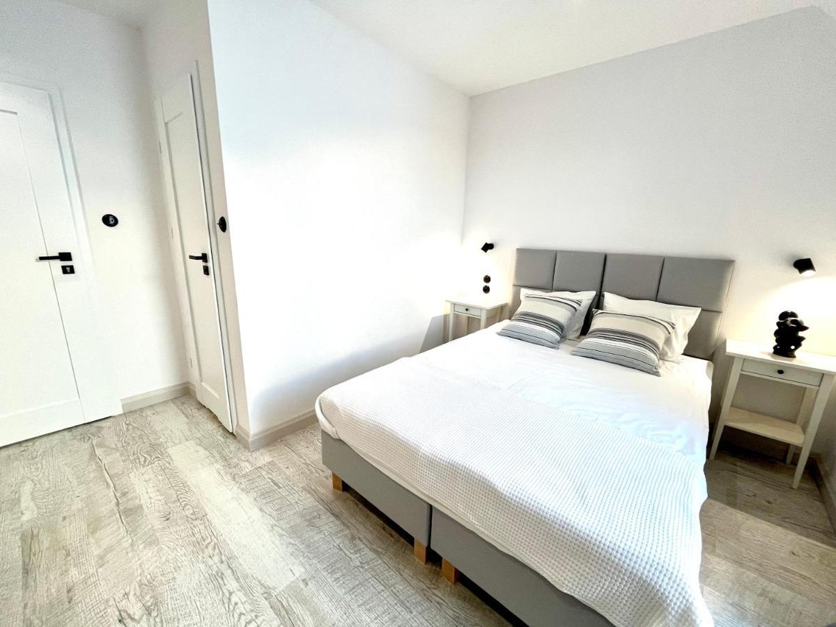 Pod Roza Bed & Breakfast Leba Exterior photo