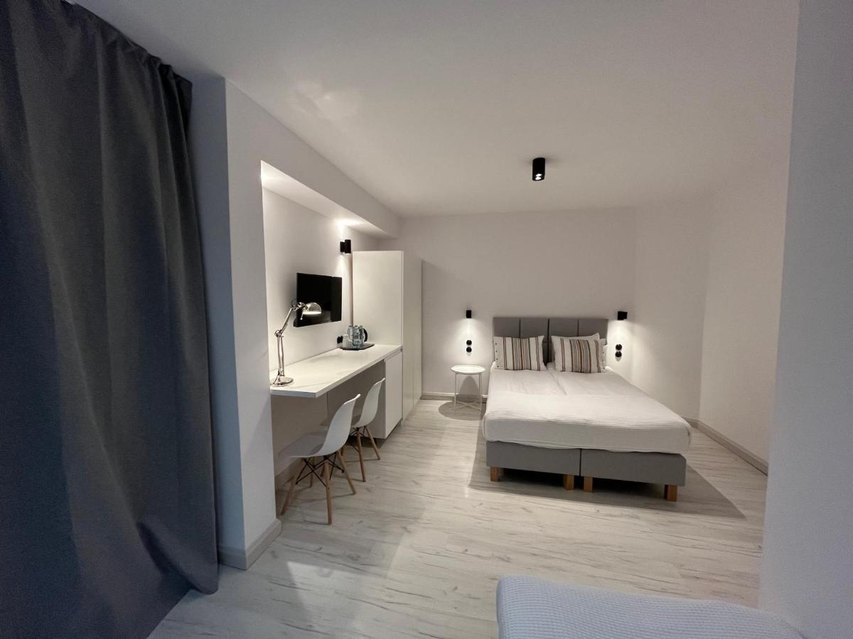 Pod Roza Bed & Breakfast Leba Exterior photo